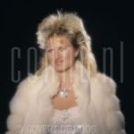 12-04-1988 Anita Meijer, alias Evita Perron at studio in Amsterdam.

[keywords]Posed, Half Length, Eyecontact, Smiling, Singer[/keywords]